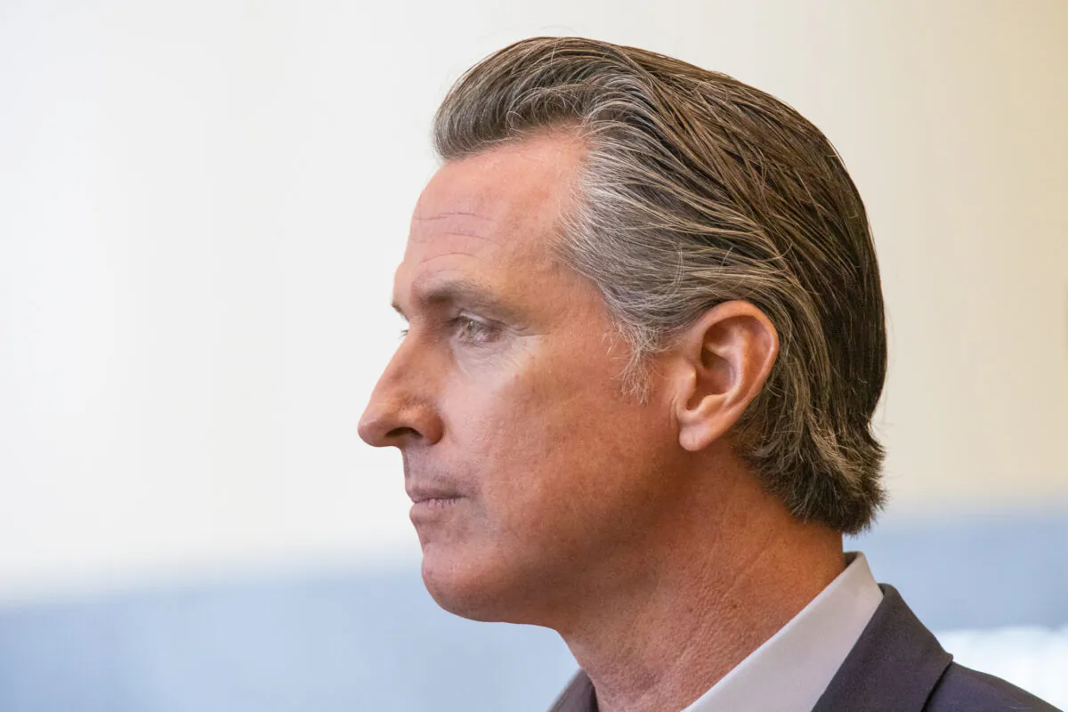 California Gov. Gavin Newsom speaks at California State University Long Beach, in Long Beach, Calif., on March 3, 2021. (John Fredricks/The Epoch Times)