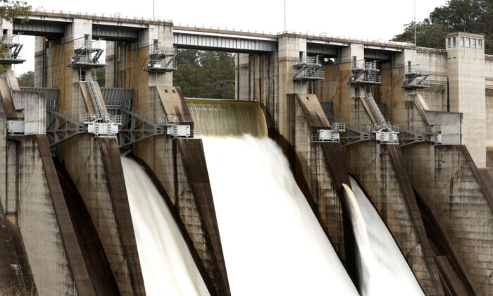 Flood Fears as Deluge Set for NSW, Dam Likely to Spill