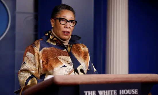 House Chairman Rebukes HUD Secretary for Not Appearing Before Committee for Over 900 Days