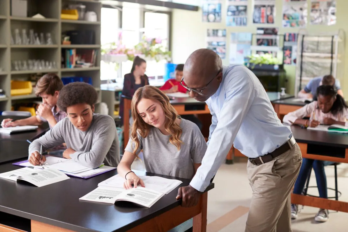 There is a world of difference between a carefully researched textbook and a random blogpost on the internet. (Monkey Business Images/Shutterstock)