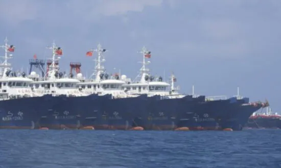 Philippines Demands China Remove Militia Vessels at Disputed Reefs