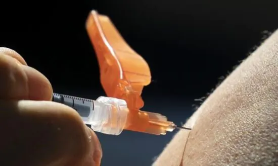 Canada’s Vaccine Rollout Boosted by Surge in Expected Deliveries