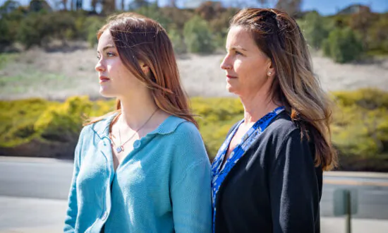 National Anthem Singers Silenced by COVID-19 Guidelines as Athletes Play