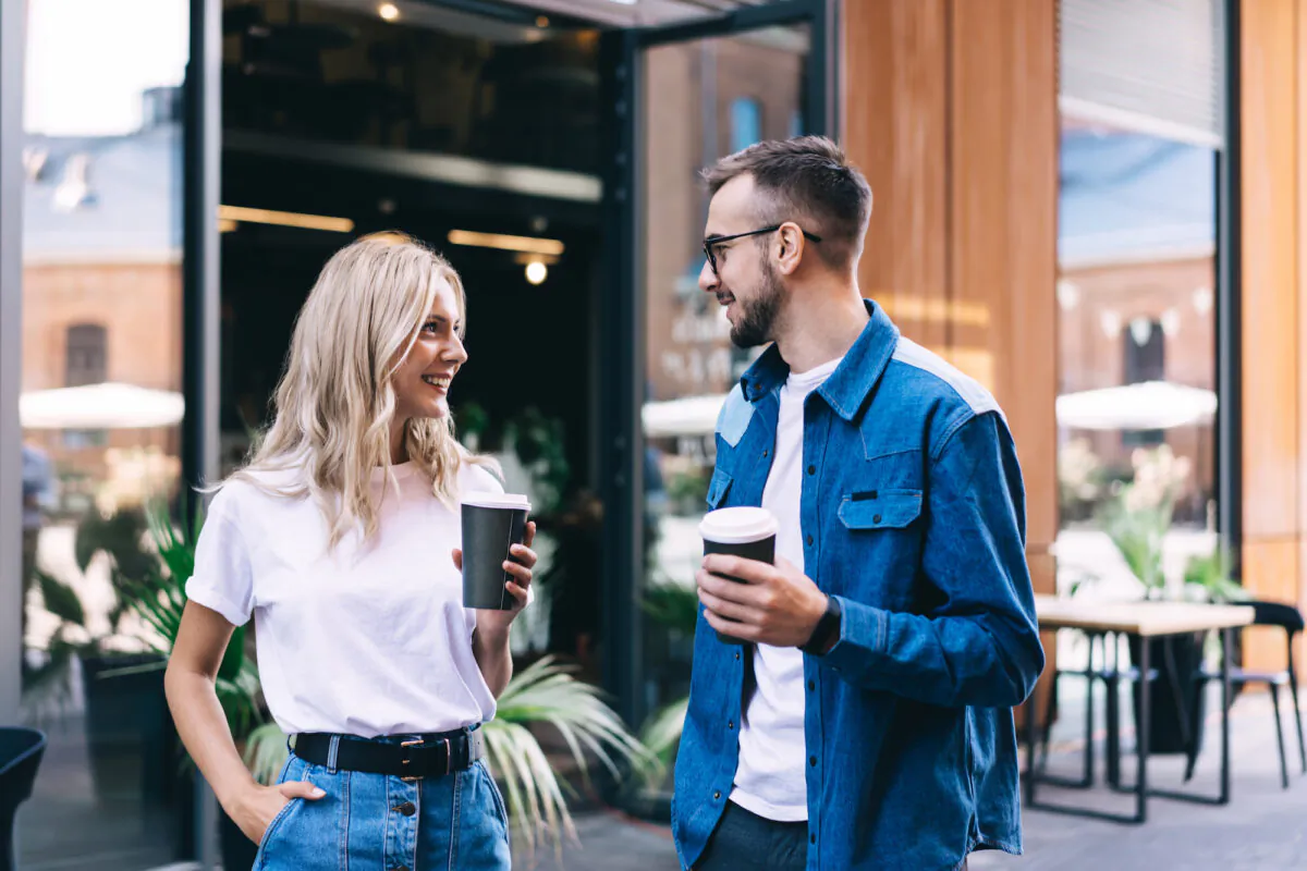 On a date, you're there to get to know each other, to listen as well as to speak. (GaudiLab/Shutterstock)