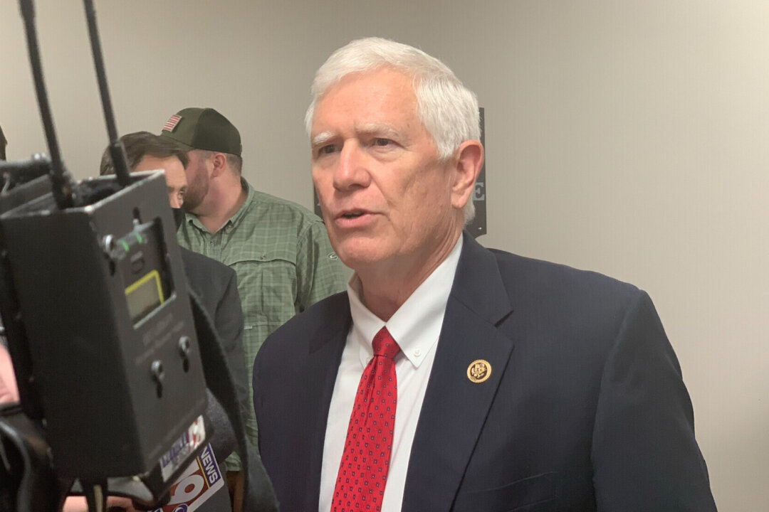 Republican Senate Candidate Won’t Back McConnell If He Wins Election