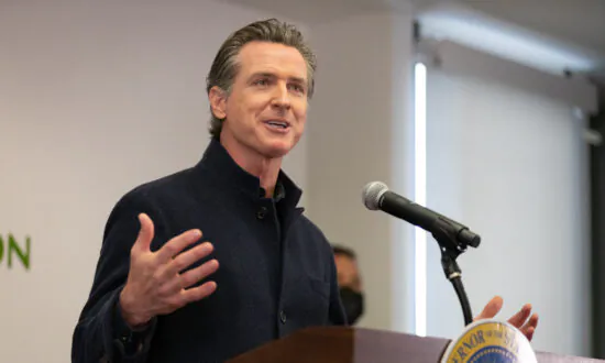 Newsom Announces $116.5 Million Incentive Program to Encourage COVID-19 Shots
