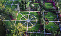 South Carolina’s Low Country: Grand Homes, Complex History
