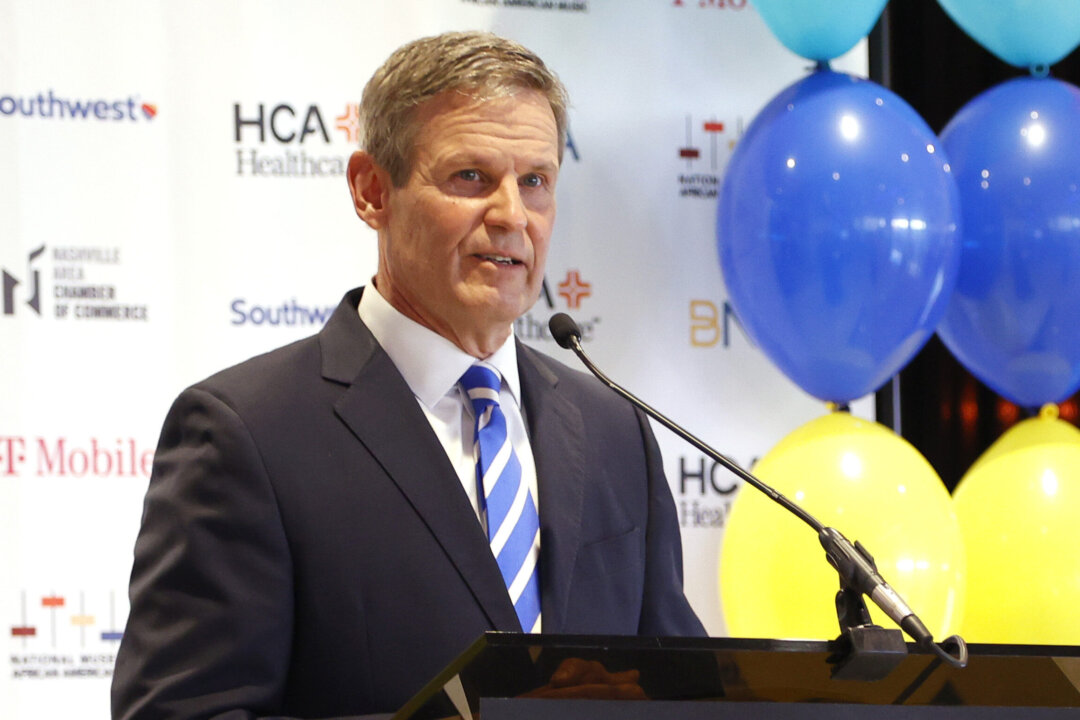 Tennessee Governor: No Plans to Introduce Abortion Law Similar to Texas