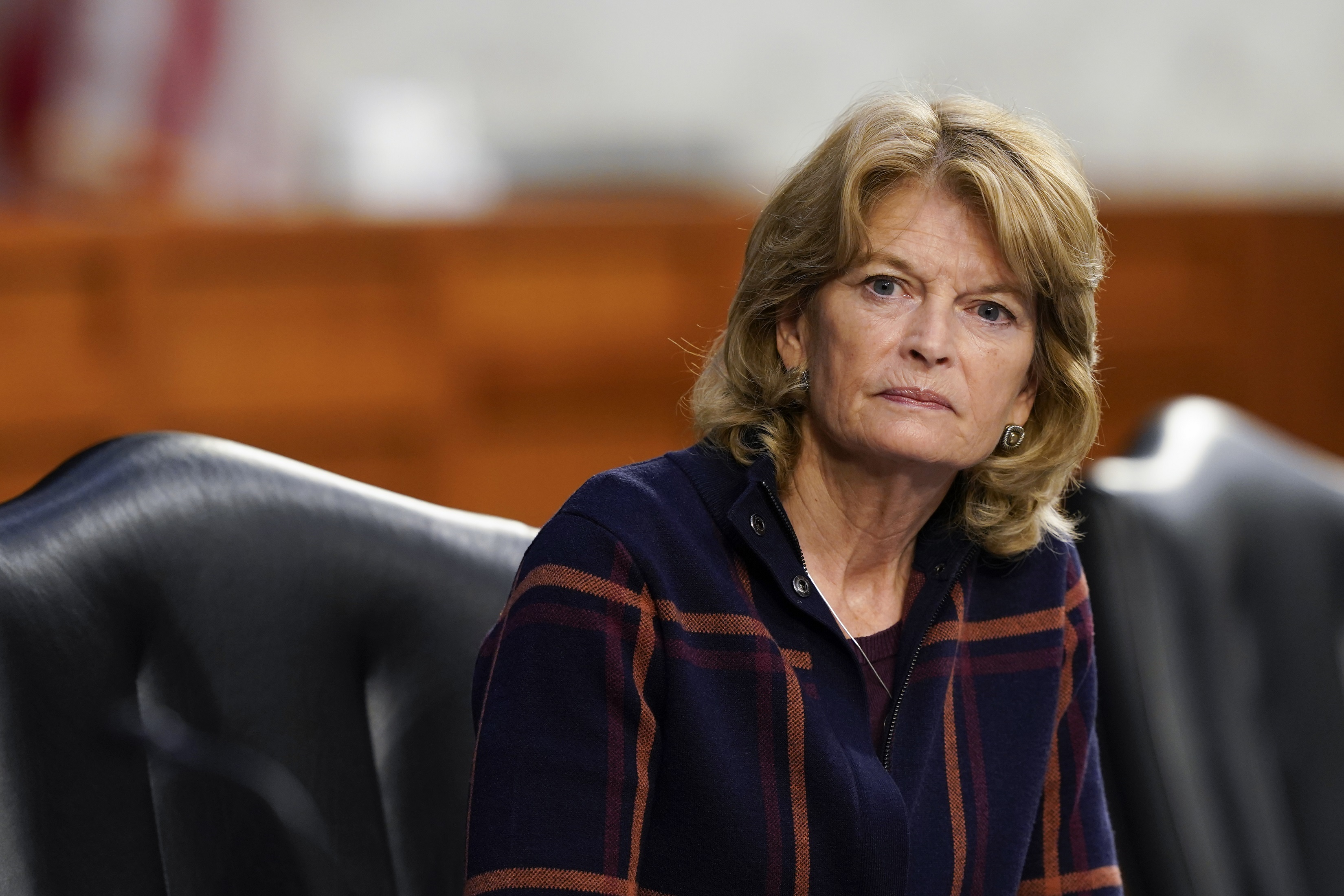 Murkowski, Tshibaka Advance to Alaska's General Election in November - Vimarsana News