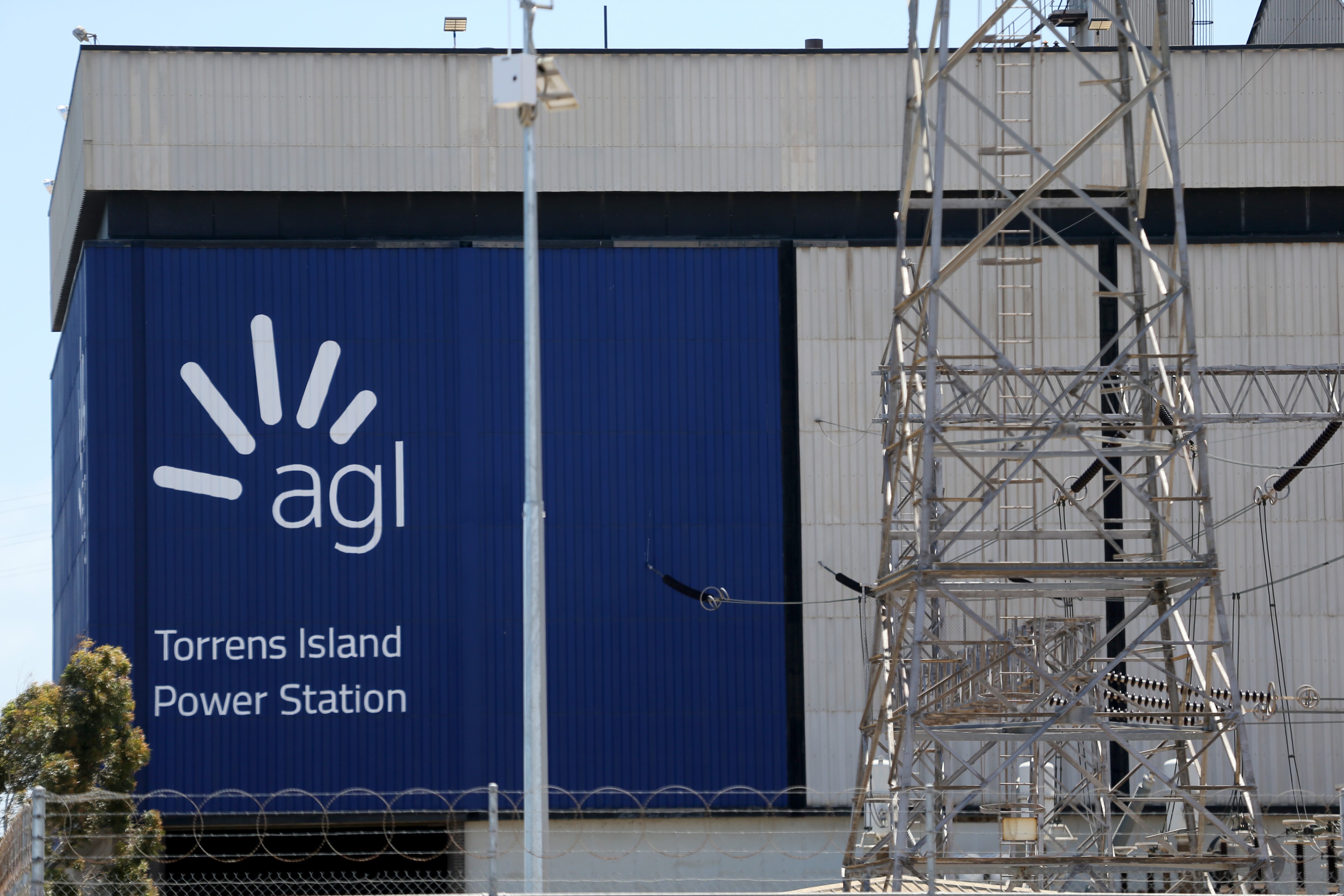 Energy Giant Rejects Takeover Bid From Tech Billionaire Hoping to Shutdown Coal Plants Faster - Vimarsana News