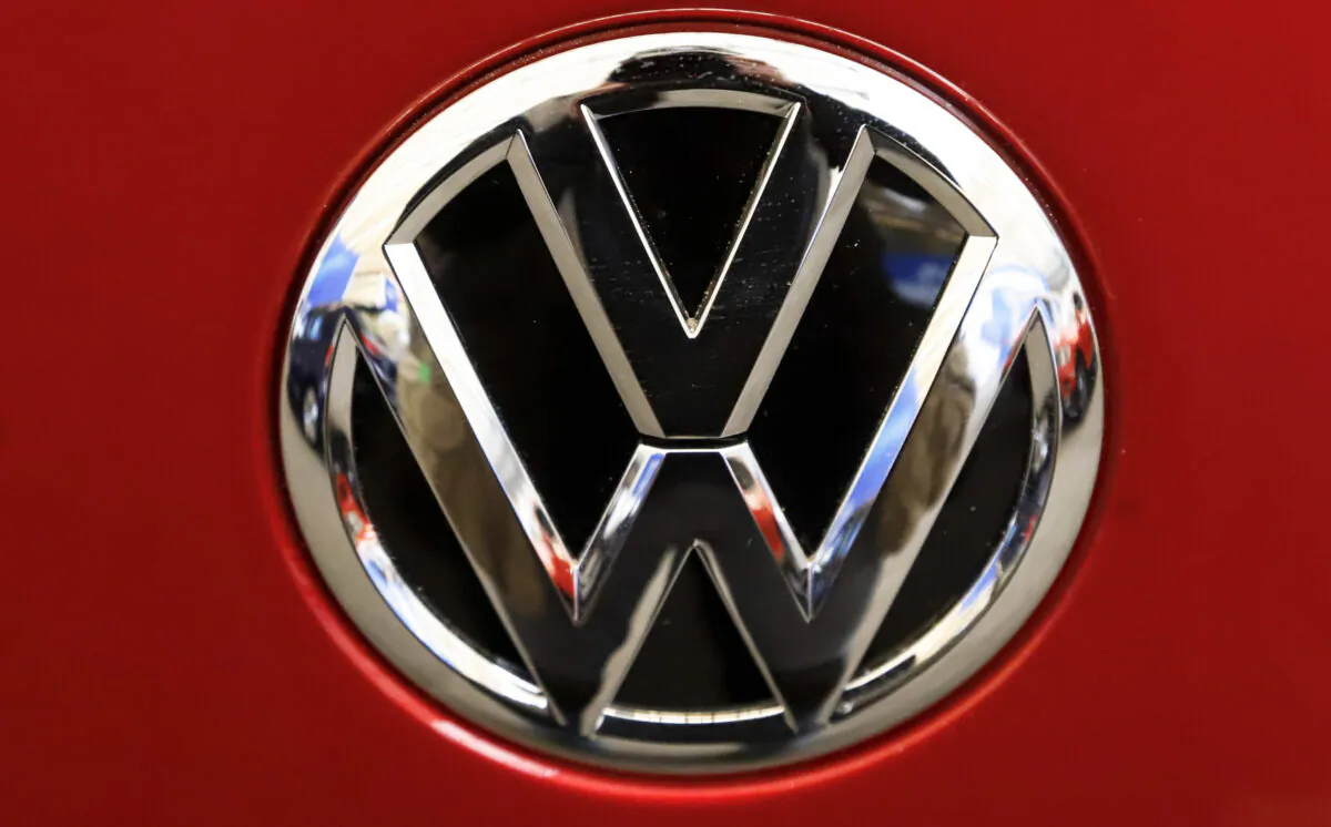The Volkswagen logo on an automobile at the 2019 Pittsburgh International Auto Show in Pittsburgh, Pa., on Feb. 14, 2019. (Gene J. Puskar/AP Photo)