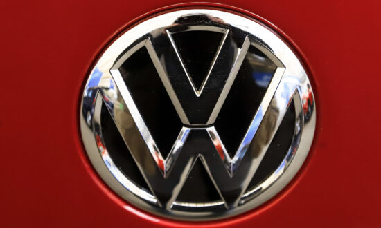 US Agency Opens 2 Safety Probes of Volkswagen, Audi Vehicles