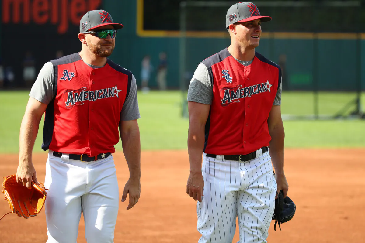 Liam Hendriks (L) of the Oakland Athletics and Lucas Giolito of the Chicago White Sox during the 2019 MLB All-Star Game at Progressive Field in Cleveland, on July 9, 2019. (Gregory Shamus/Getty Images)