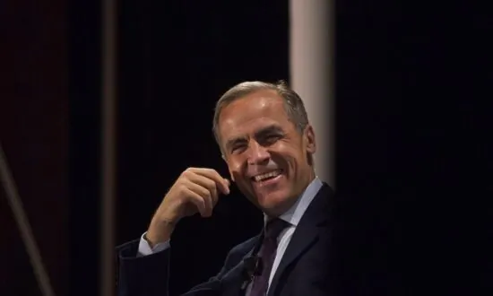 Former Central Banker Carney Makes Political Debut at Liberal Convention