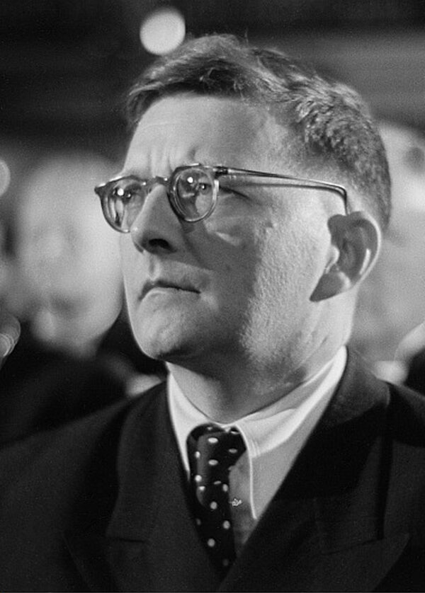 Dmitri_Shostakovich_credit_Deutsch