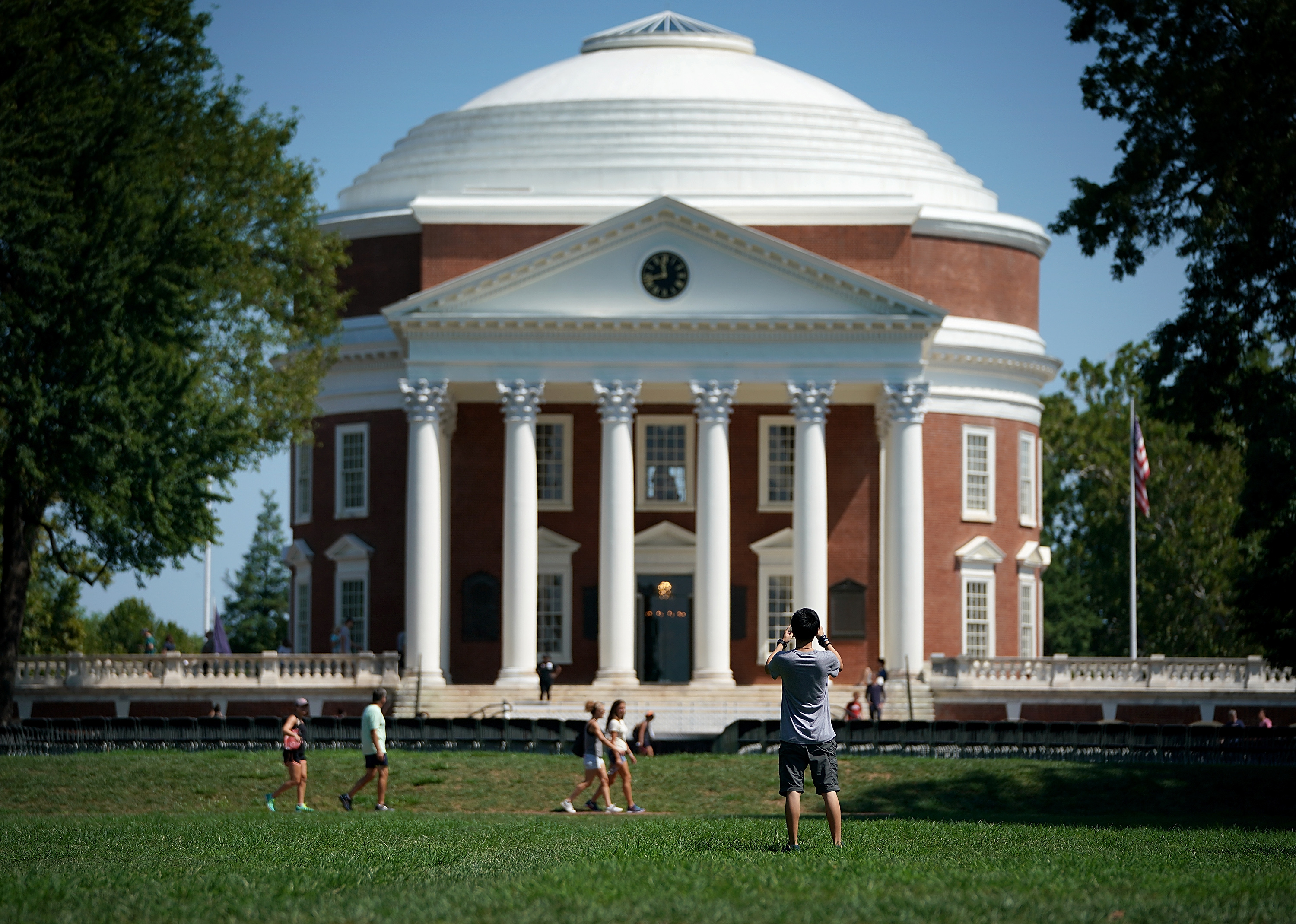 Shooting Reported at University of Virginia, Police Say 'Armed and Dangerous' Suspect Still at Large - Vimarsana News