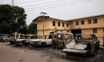 Gunmen Free More Than 1,800 Inmates in Attack on Nigerian Prison