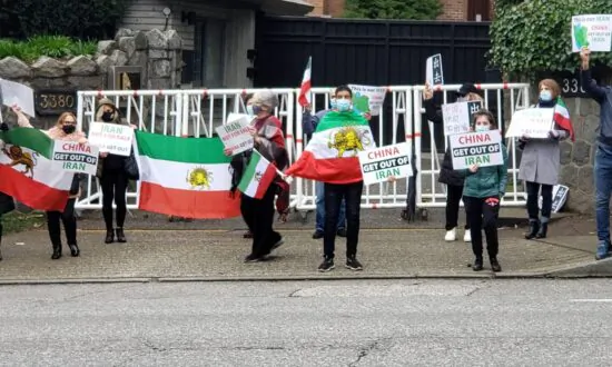 ‘Iran Not for Sale, China Get Out’: Iranians Protest Over Iran-China 25-Year Deal