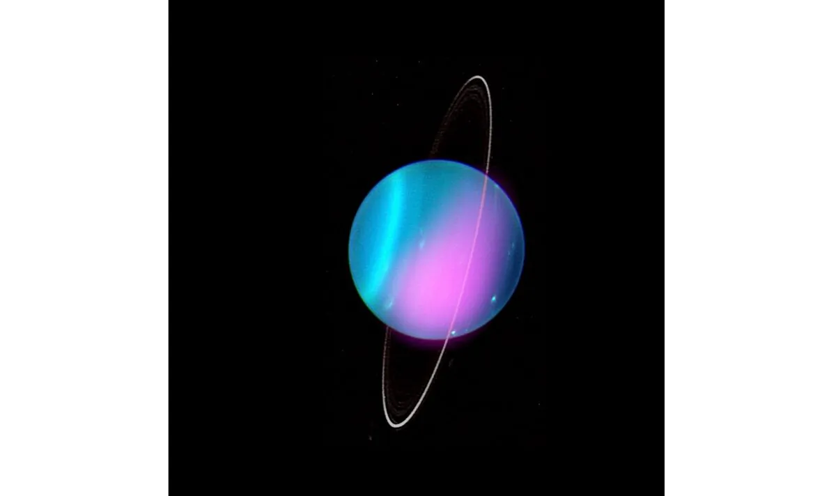 Combined X-ray and optical image of Uranus. (X-ray: NASA/CXO/University College London/W. Dunn et al; Optical: W.M. Keck Observatory)