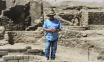 Famed Egyptian Archaeologist Reveals Details of Ancient City