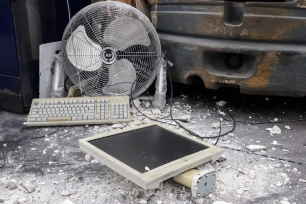 China in Focus (April 12): Intruders Attack The Epoch Times in Hong Kong