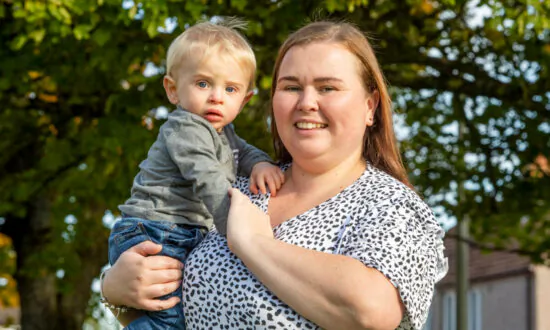 Mom Finds Contraceptive Coil in Placenta After Giving Birth to ‘Miracle’ Baby