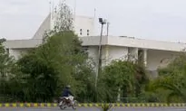 France Asks Citizens to Leave Pakistan Amid Violent Protests