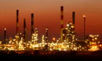 Oil Near One-Month Highs as Demand Outlook Improves