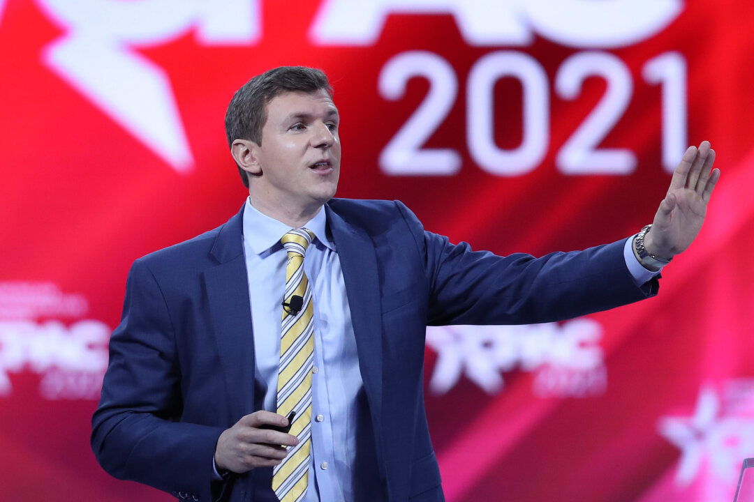 Local CBS Anchor Criticizes Network Live on Air Over ‘Discrimination,’ Will Go to Project Veritas