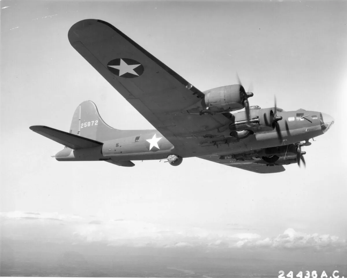 A U.S. B-17 Flying Fortress bomber is seen during World War II, circa 1939-1945. (Archive Photos/Getty Images)