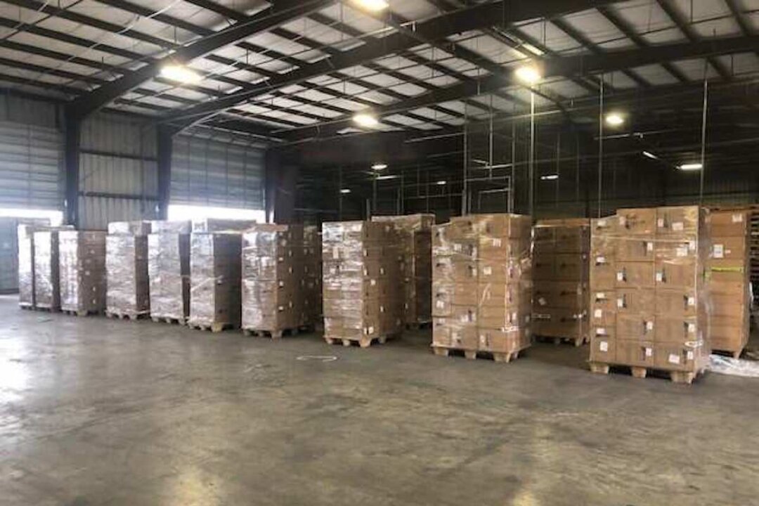 Border Officials Seize Over 170,000 Counterfeit Masks From China