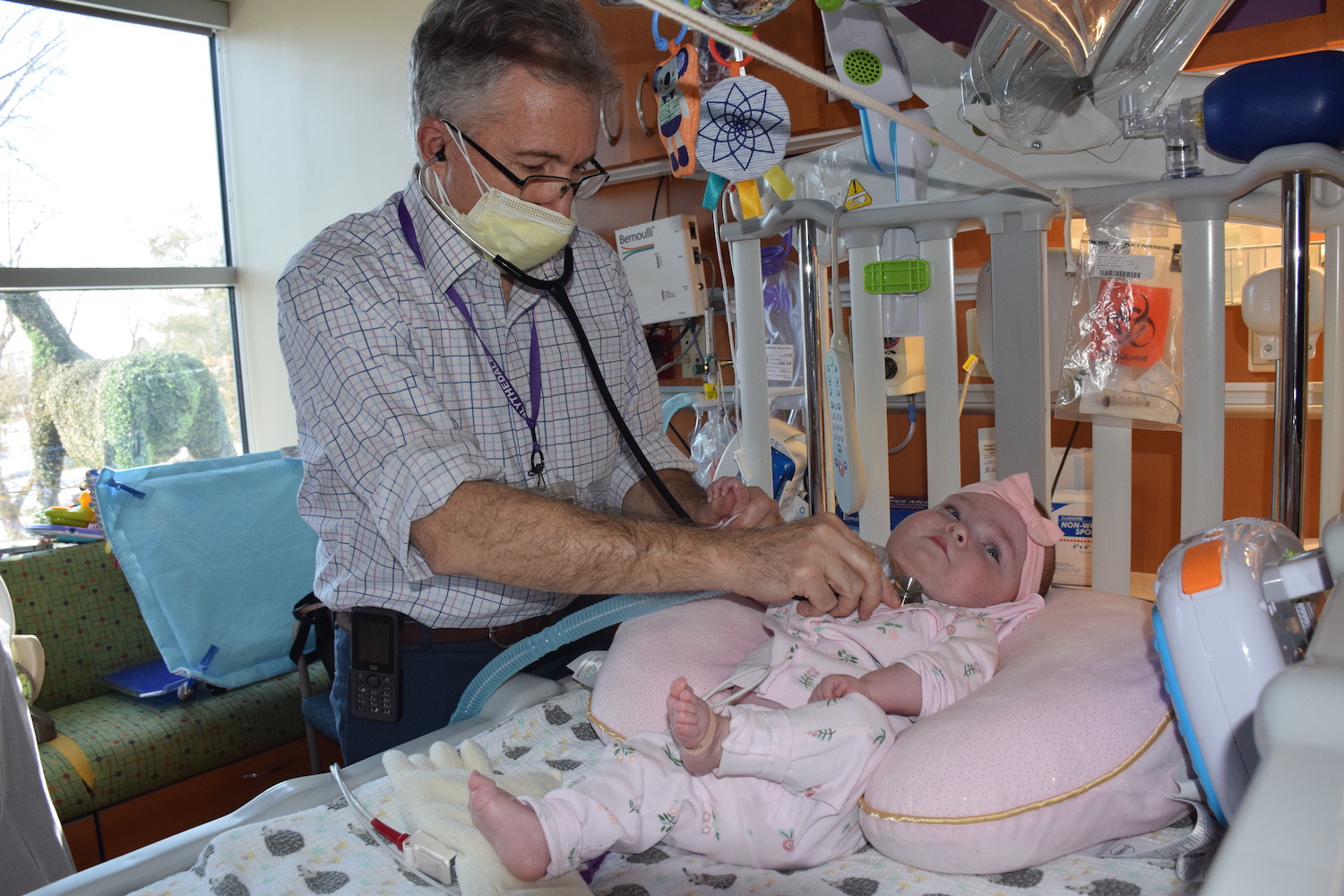 Preemie Twin Who Lost Her Brother at Birth Survives, Heads Home After 408 Days in Hospital