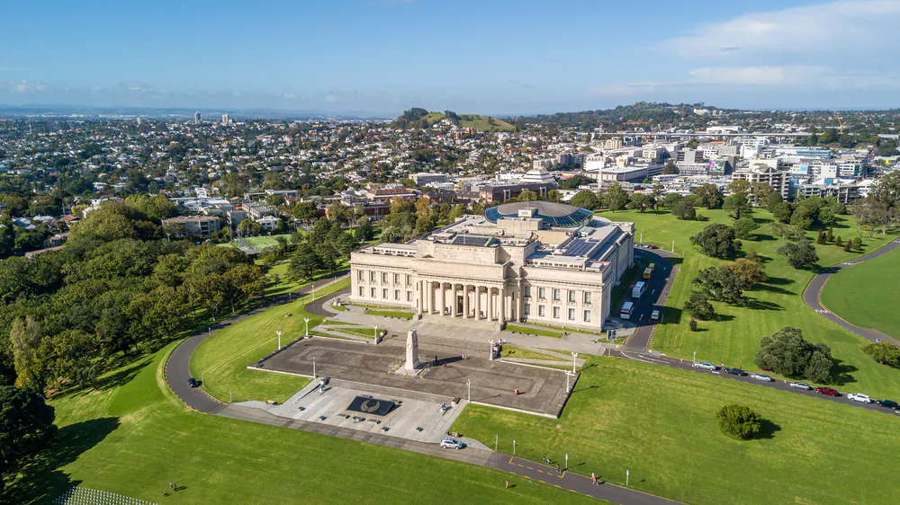 An aerial view of the Auckland War Memorial Museum, in Auckland, New Zealand. (krug_100/Shutterstock)