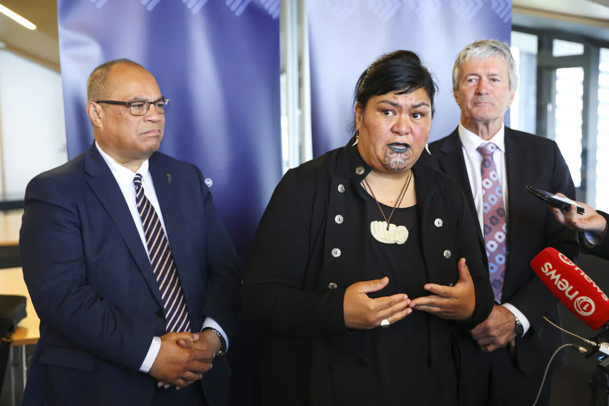 Minister of Foreign Affairs Nanaia Mahuta, speaks to media while Associate Minister of Foreign Affairs, Aupito Sio (L), and Minister for Trade and Export Growth, Damien O'Connor, in Wellington, New Zealand on December 01, 2020 (Hagen Hopkins/Getty Images)