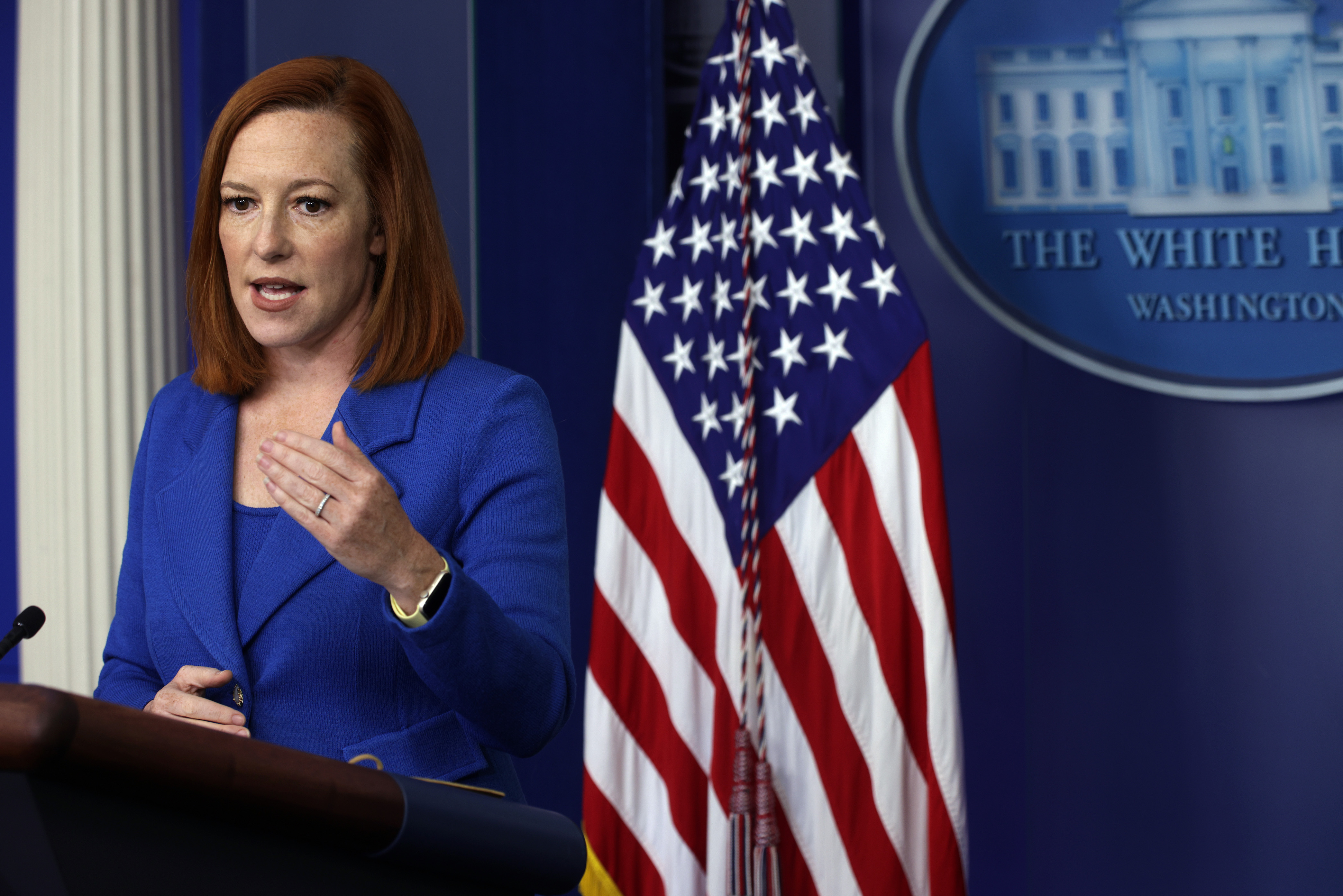 Psaki Declines to Comment on Maxine Waters 'Confrontational' Remarks Ahead of George Floyd Verdict - Vimarsana News