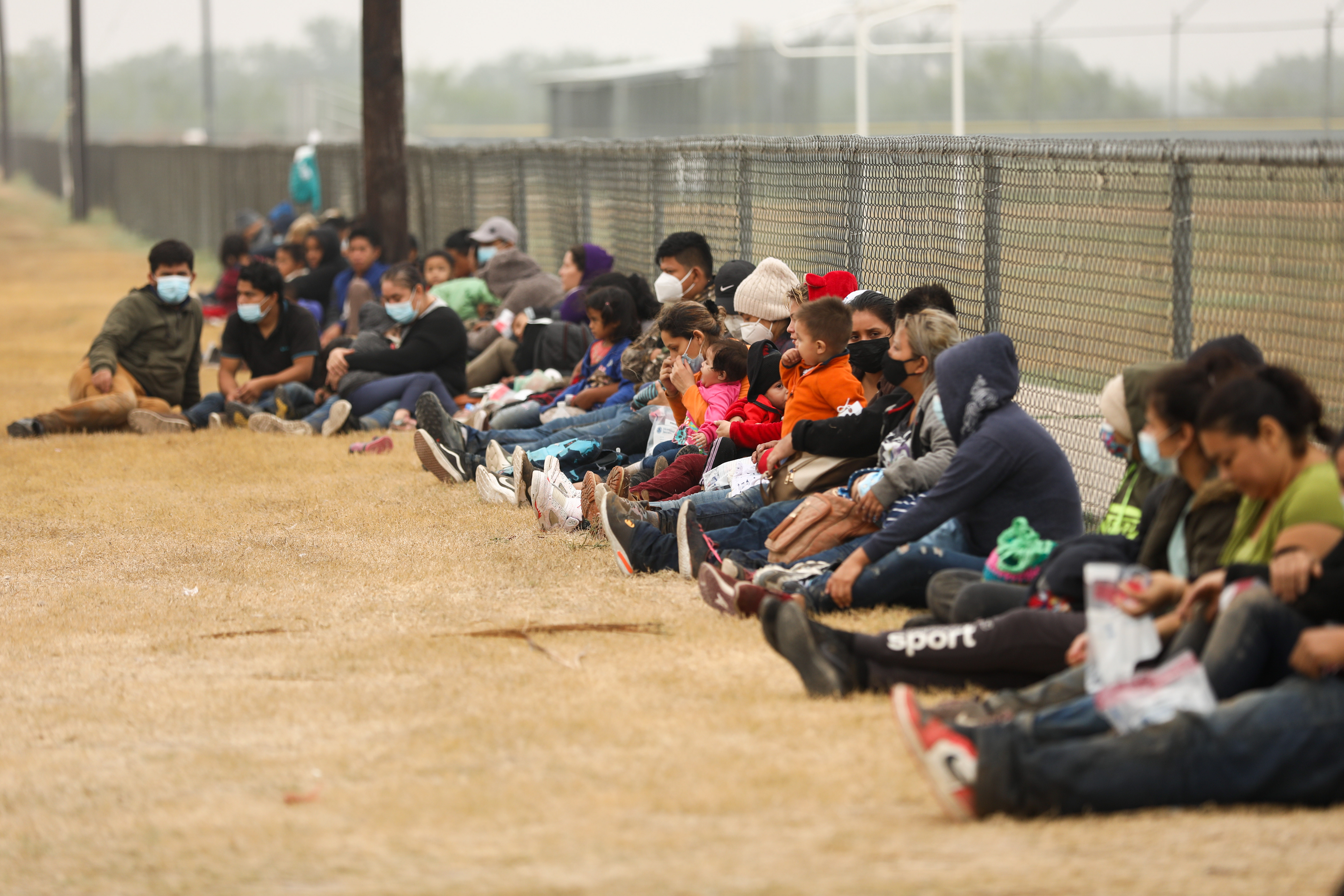 GOP Senators Urge Biden to Take Swift Action to Address 'Tragedy' at Southern Border - Vimarsana News