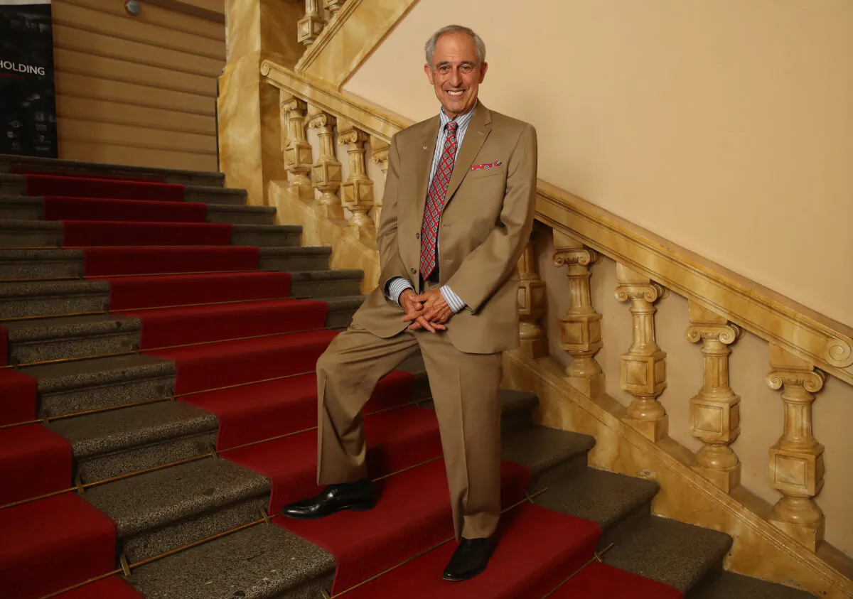 Lanny Davis, former special counsel to Bill Clinton, pauses for a quick portrait as he arrives for a debate with Steve Bannon, former White House Chief Strategist to President Donald Trump, at Zofin Palace in Prague, Czech Republic, on May 22, 2018. (Sean Gallup/Getty Images)