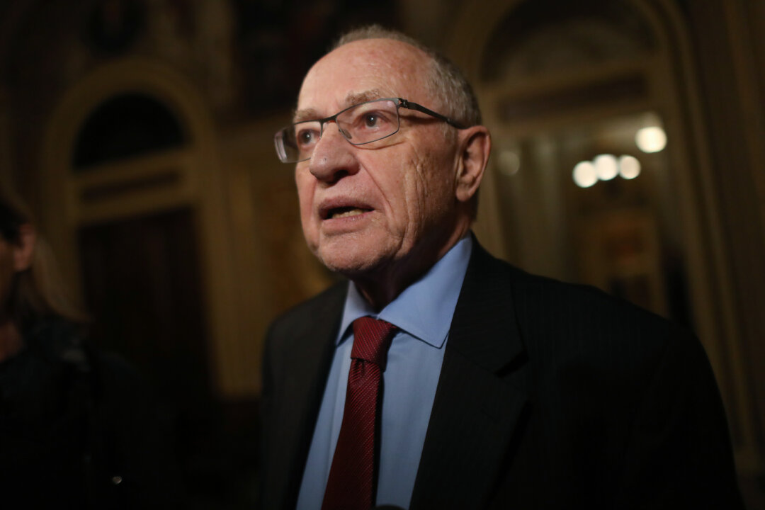 Alan Dershowitz: FBI Mar-a-Lago Raid ‘Was an Improper Search’