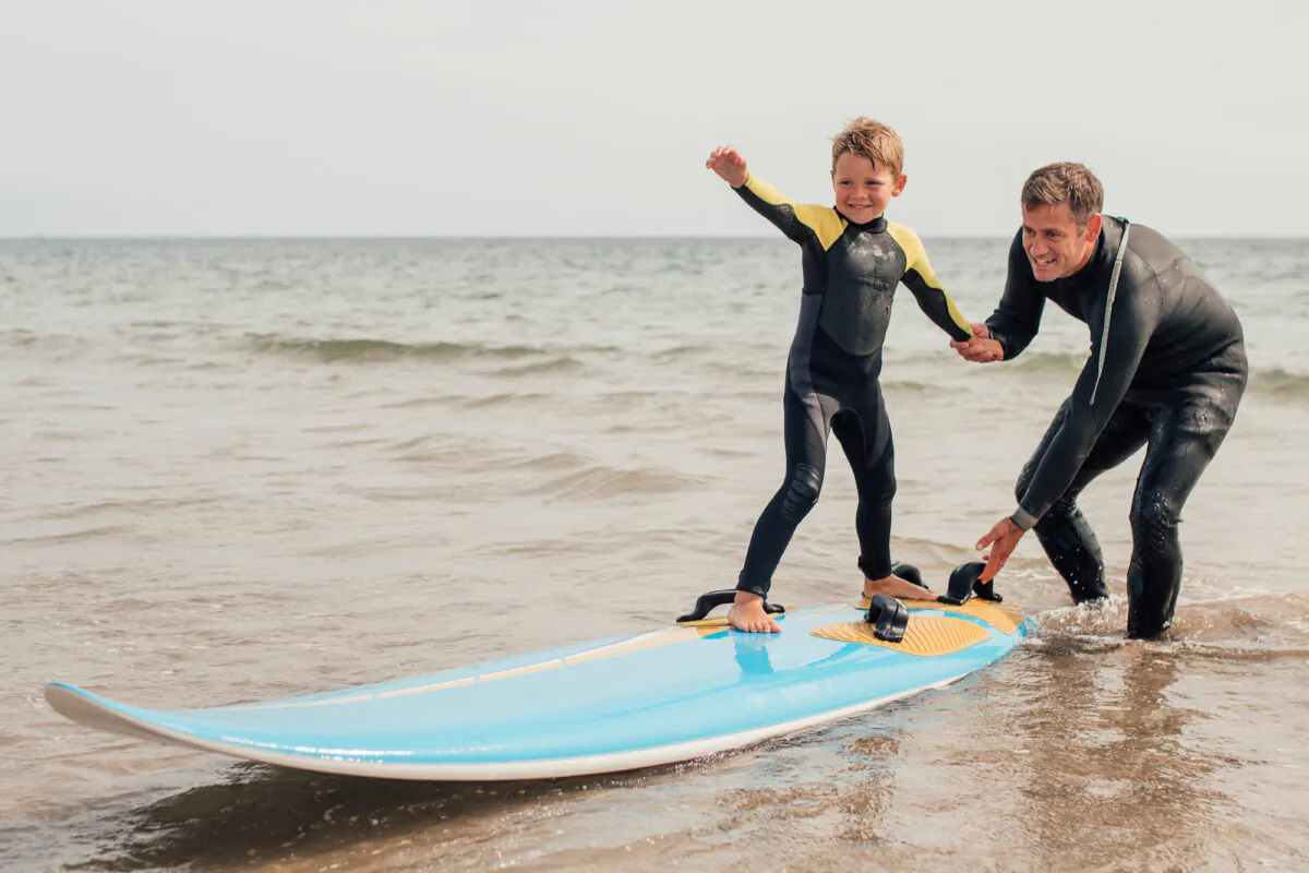 Parents are their children's main role models. (DGLimages/Shutterstock)
