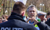German Police Clash With Anti-Lockdown Protesters