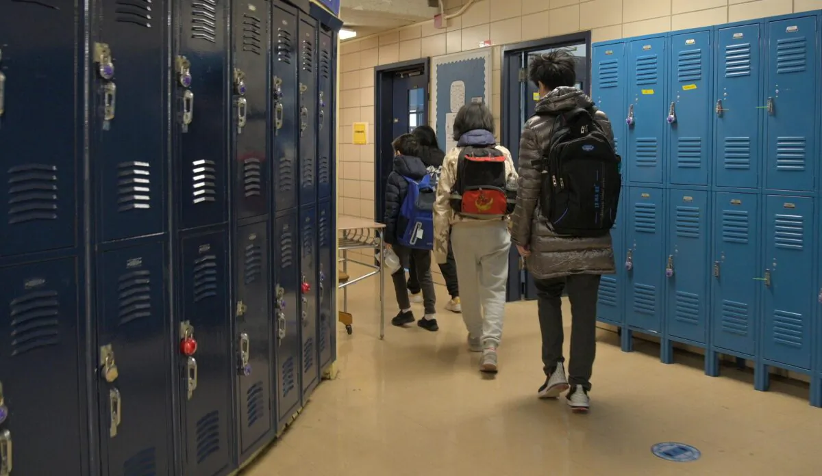 Students file into their classroom in a file photo. (Michael Loccisano/Getty Images)