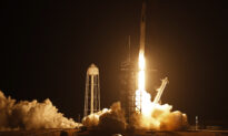 SpaceX Rocketship Launches 4 Astronauts on NASA Mission to Space Station