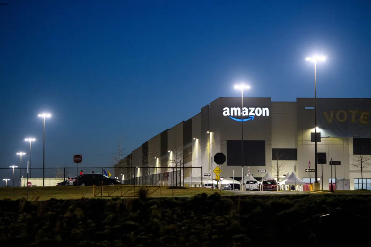 Amazon.com's BHM1 fulfillment center is seen before sunrise in Bessemer, Ala., on March 29, 2021. (Patrick T. Fallon/AFP via Getty Images)