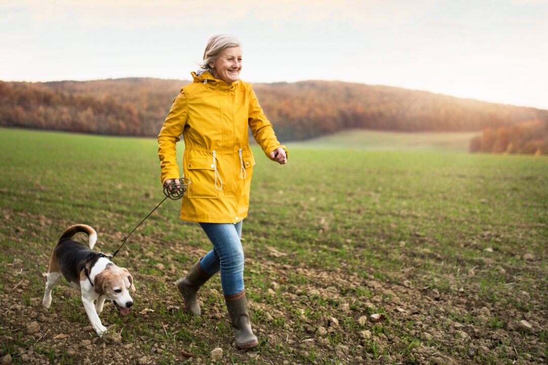 Researchers found that the only group of participants who achieved significant increases in activity were those who chose their own exercise goals and started immediately.(Halfpoint/Shutterstock)