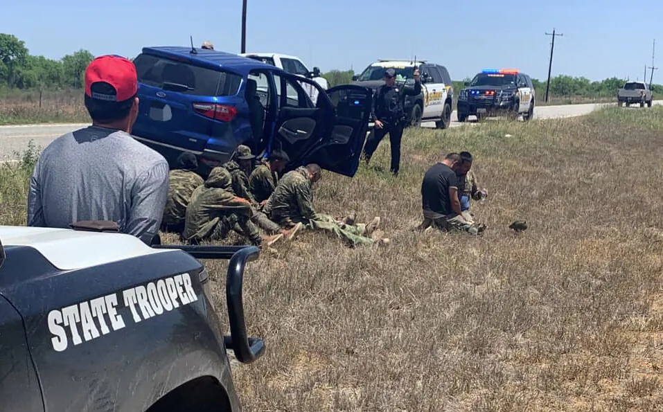 Seven illegal aliens and a driver are apprehended in La Salle County, Texas, on April 24, 2021. (La Salle County Sheriff's Office)