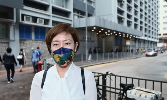 A Few Words With Secret Agents Who Stalked Hong Kong Epoch Times Reporter