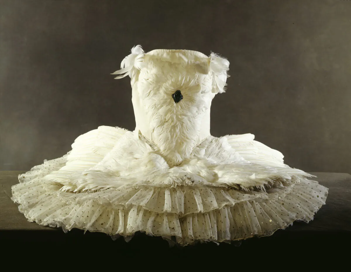 Anna Pavlova's ballet dress, 20th century. A dancer who worked with Pavlova recalled how she would have the swan tutu remade by her wardrobe mistress, Madame Manya, before each new run of performances.  (Museum of London)