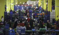 Full Lockdown Takes Effect in Turkey, People Leave Cities