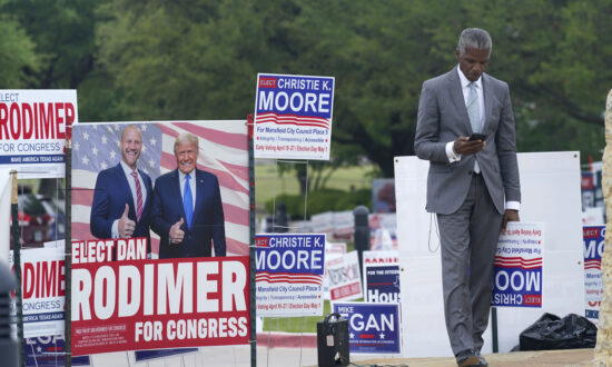 Texas Republican Susan Wright Advances to Runoff in Race for US House Seat