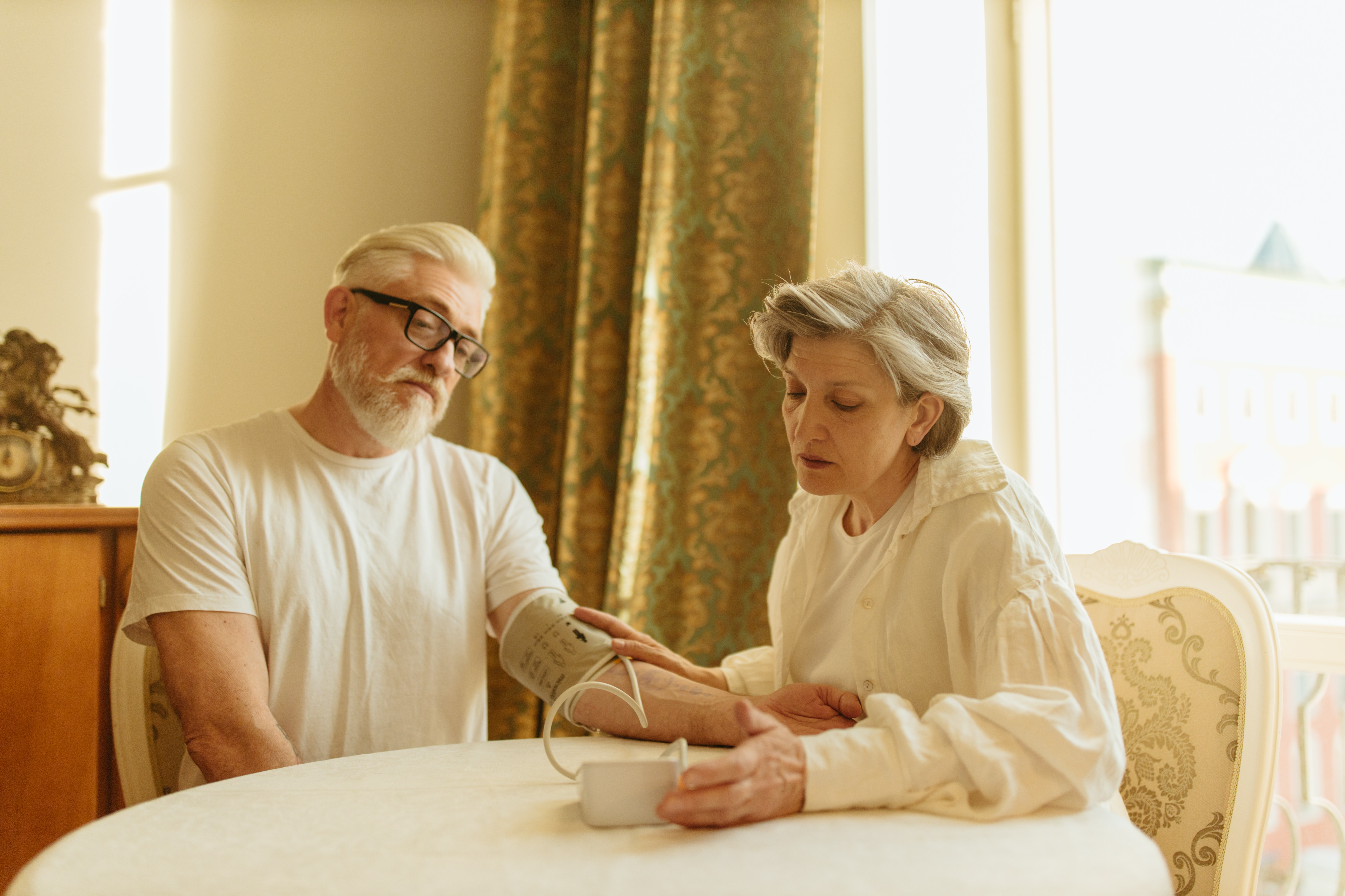 As Pandemic Eases, Many Seniors Have Lost Strength - Vimarsana News